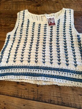 Mello. Cream and Blue Crochet Sleeveless Top